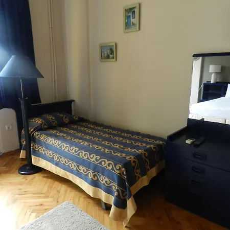 Berk - Grandma's House 이스탄불