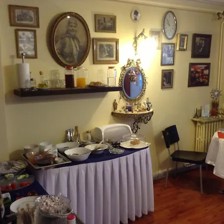 Berk - Grandma's House 3* Κωνσταντινούπολη