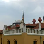 Berk - Grandma's House 3* איסטמבול