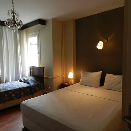 Berk - Grandma's House 酒店 3*